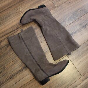 Torrid Gray Suede Knee High Boot Size 7 Wide